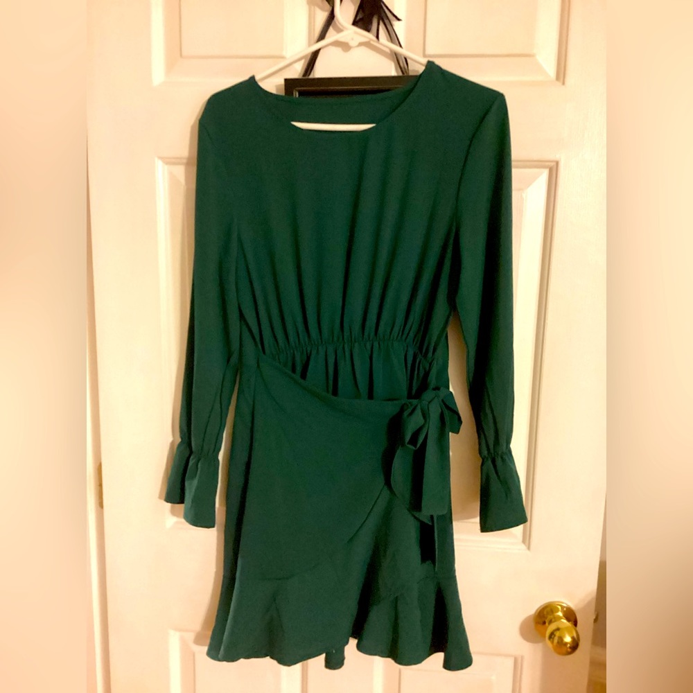 Lovely green spring dress, never worn